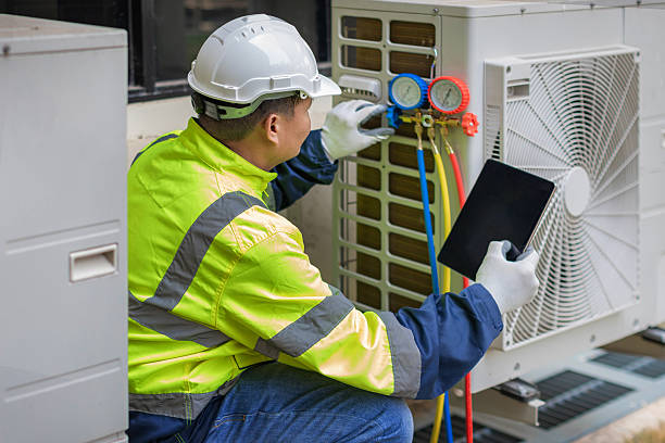 Professional Hvac technician working in Vaughan, NC